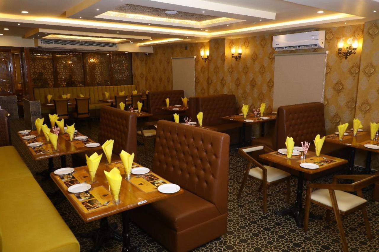 Hotel Windsor Plaza ไฮเดอราบัด ภายนอก รูปภาพ