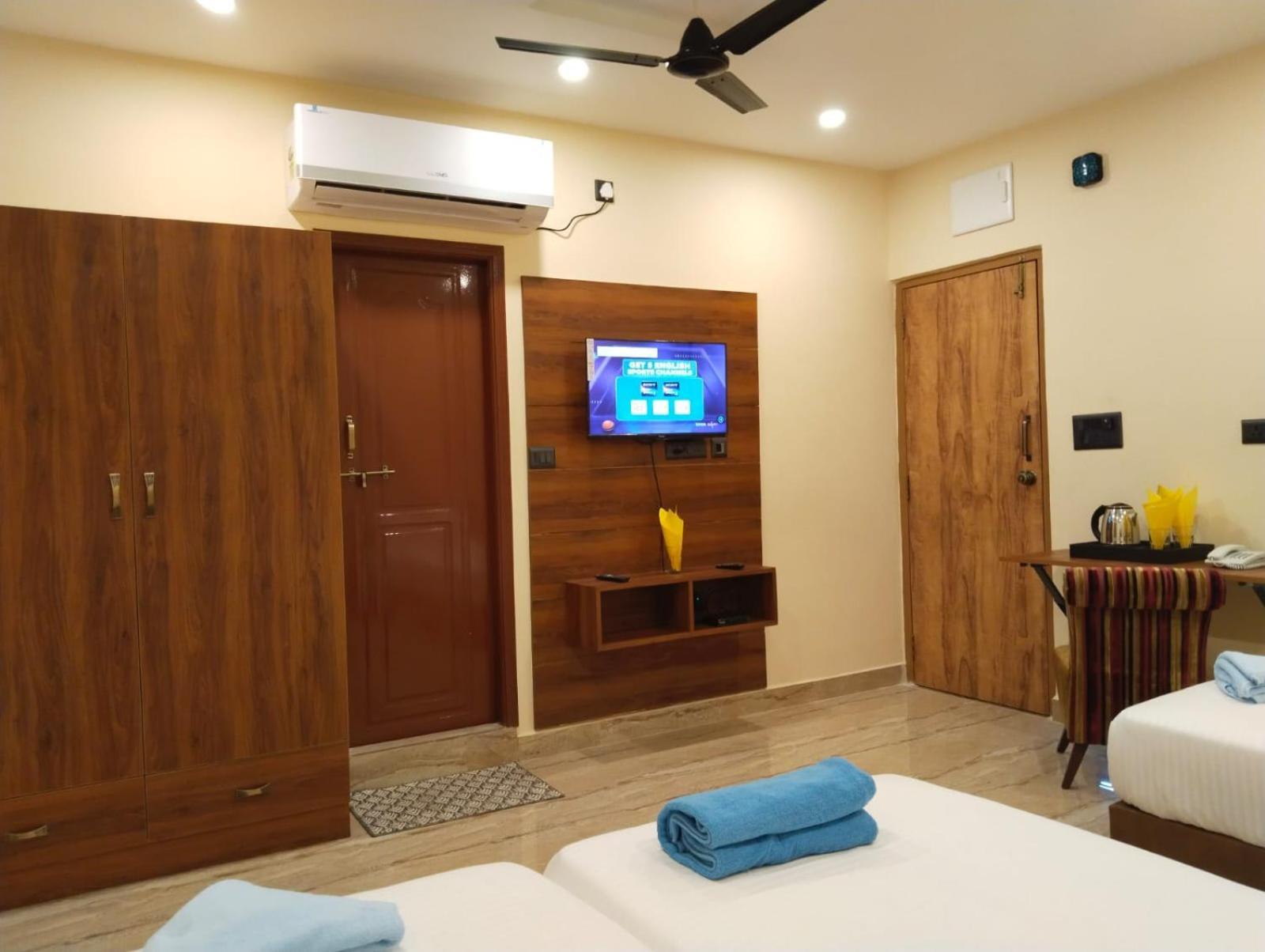 Hotel Windsor Plaza ไฮเดอราบัด ภายนอก รูปภาพ