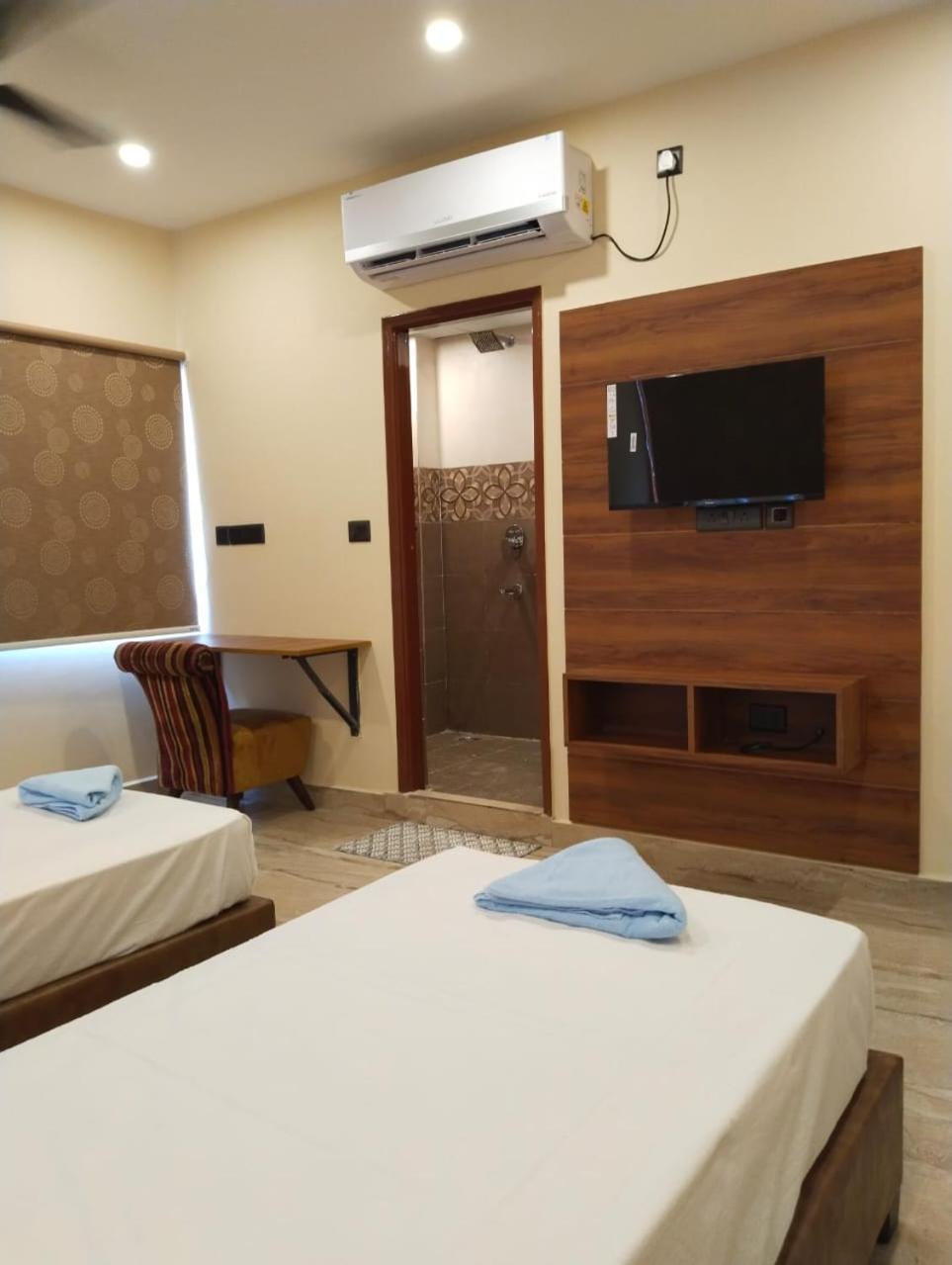 Hotel Windsor Plaza ไฮเดอราบัด ภายนอก รูปภาพ